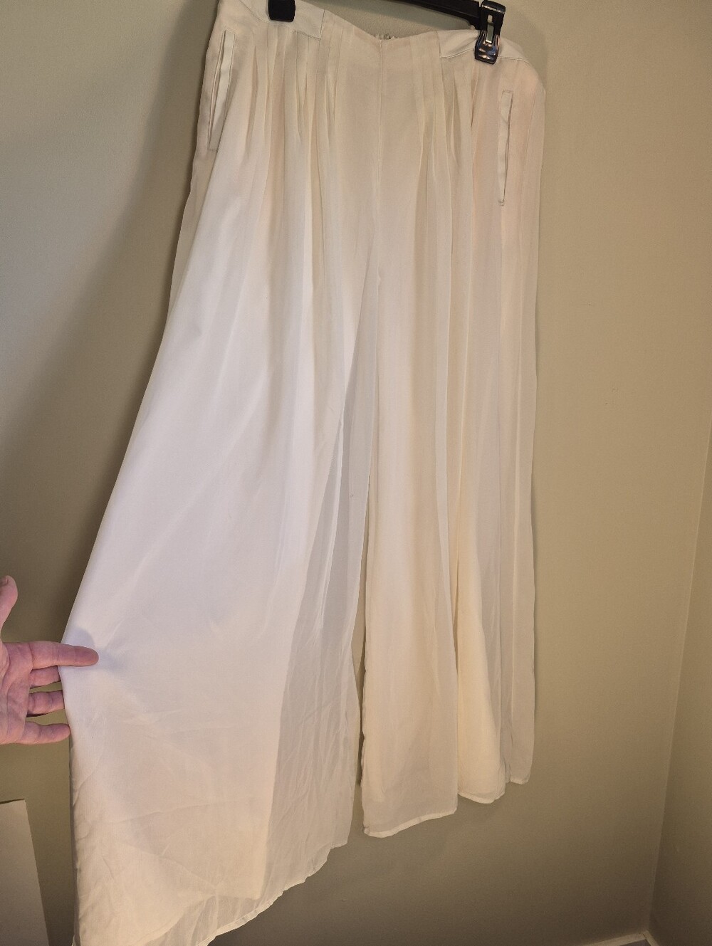 Wide Legged Pant Jennifer Lopez Sheer Pleated Flowy Formal Wedding Summer Event